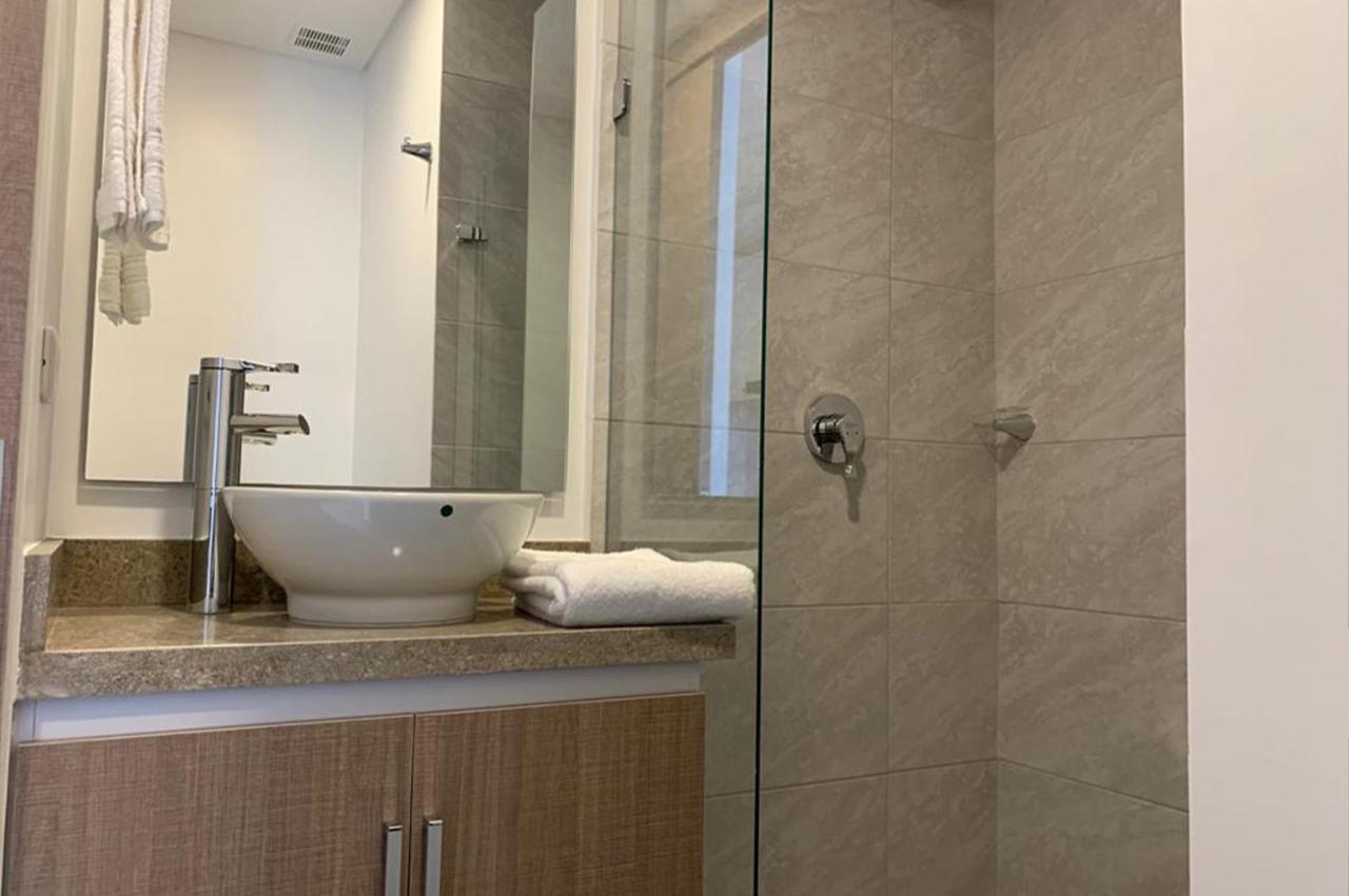 Aparta Estudios Connect Bogota Luaran gambar
